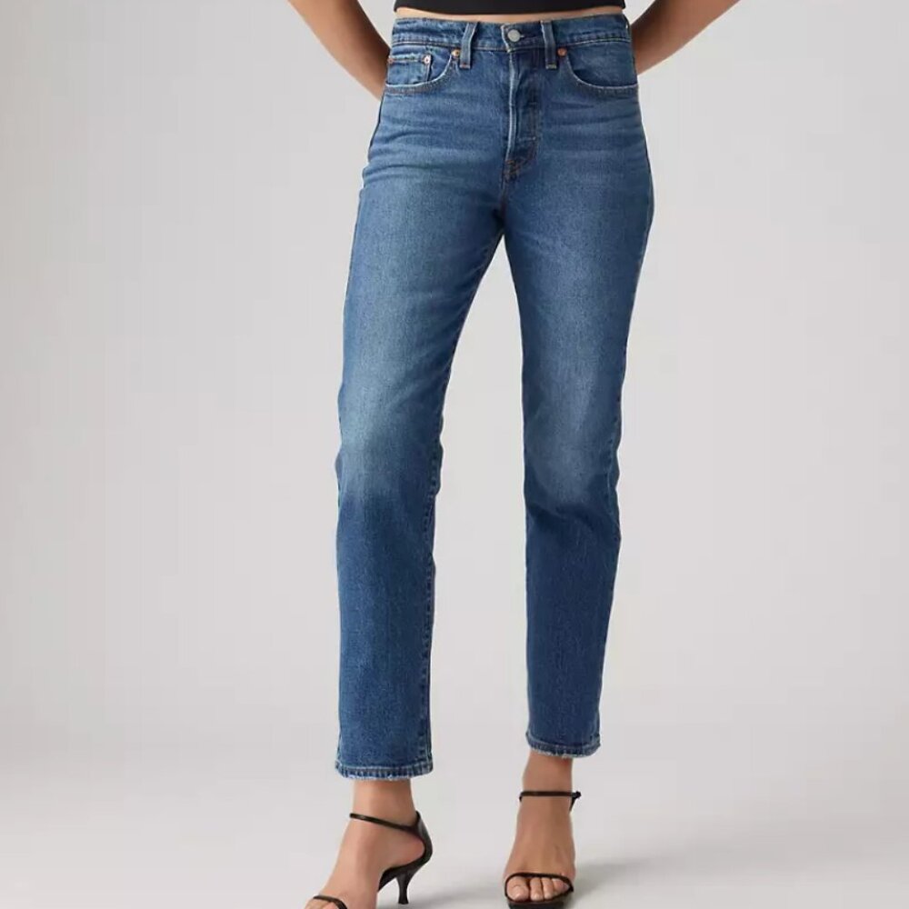 Levi’s Wedgie Straight Fit Blue Jeans